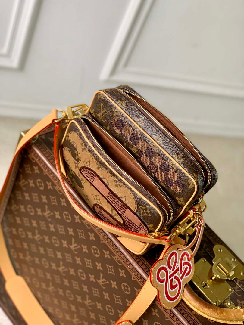 LV M26068 Louis Vuitton Nil Cross-body Bag Brown