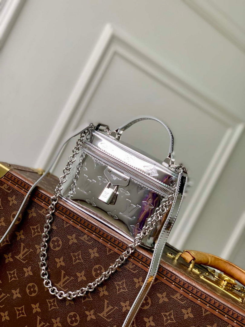 LV M26097 Louis Vuitton Vanity Chain Pouch Bag Silver
