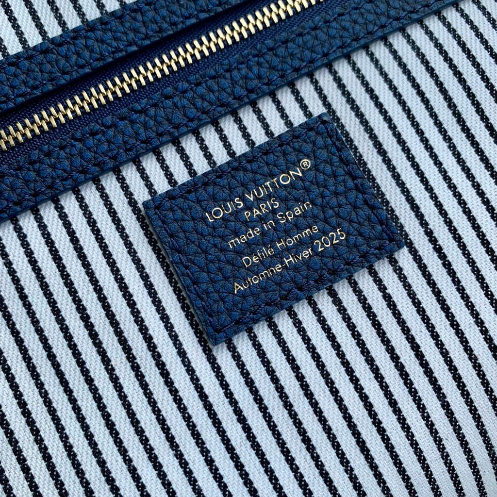 LV M26117 Louis Vuitton Keepall Bandouliere 50 Bag Blue