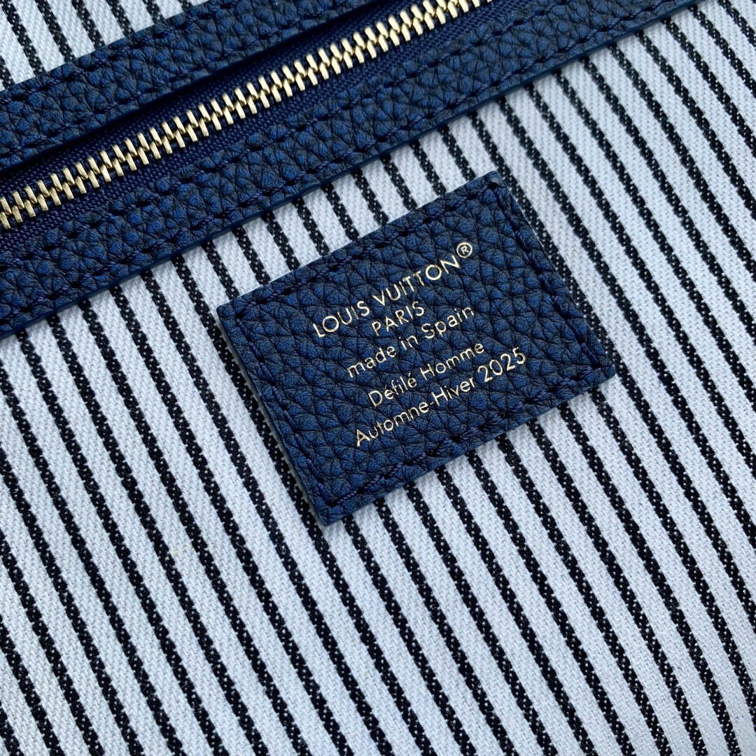 LV M26117 Louis Vuitton Keepall Bandouliere 50 Bag Blue
