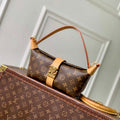 LV M26191 Louis Vuitton Pochette Mia Bag Monogram