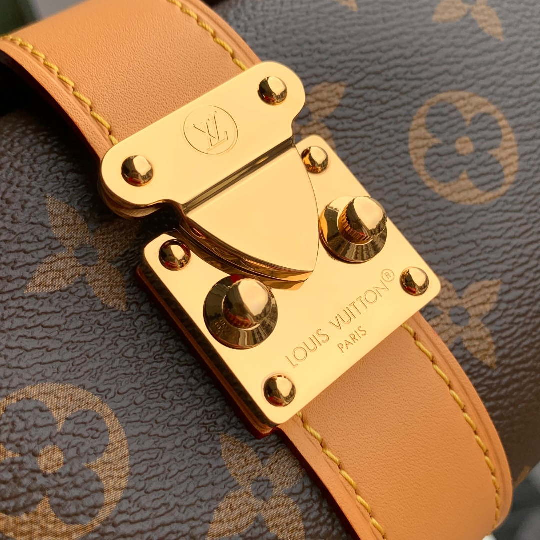 LV M26191 Louis Vuitton Pochette Mia Bag Monogram