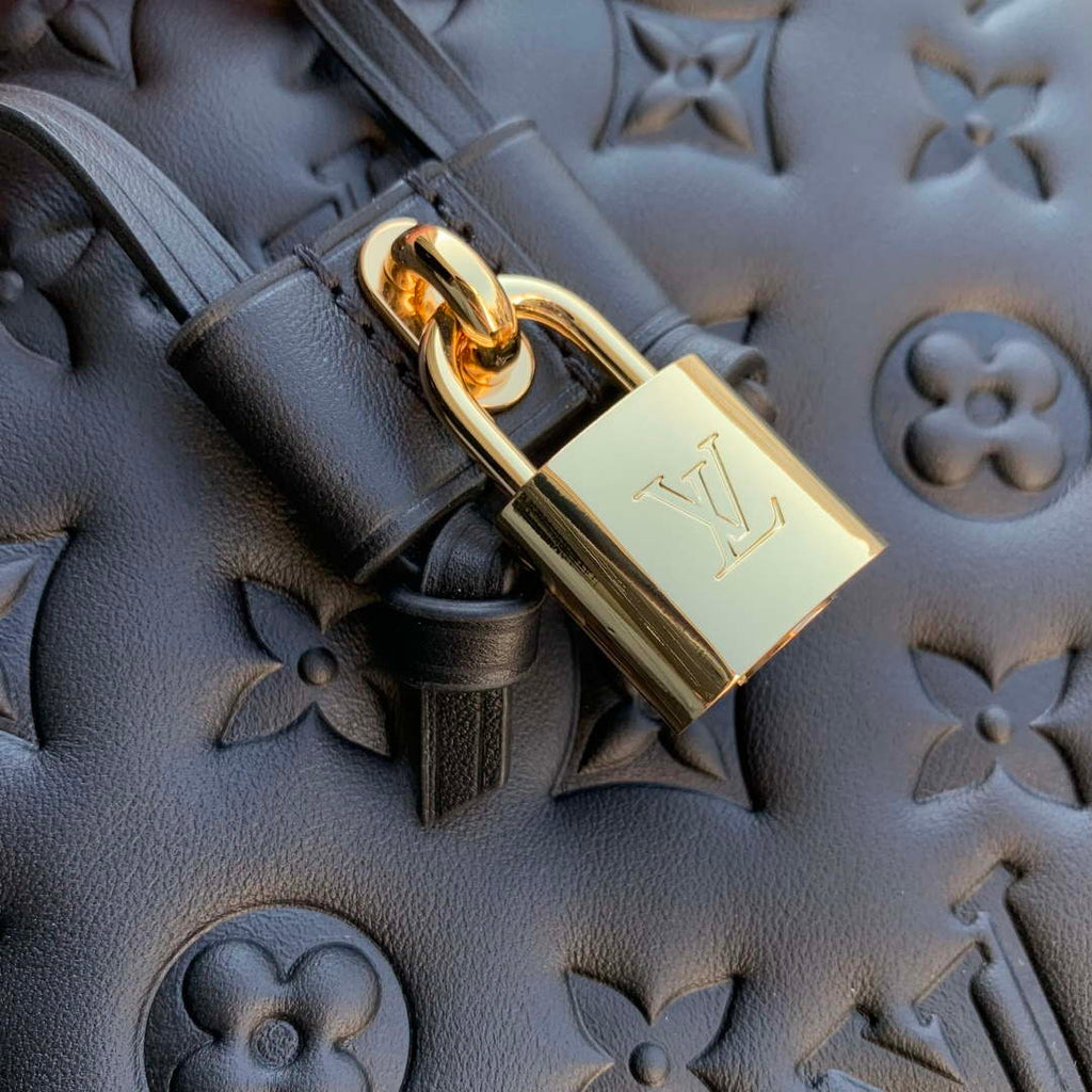 LV M26216 Louis Vuitton Coussin Bucket Bag Black