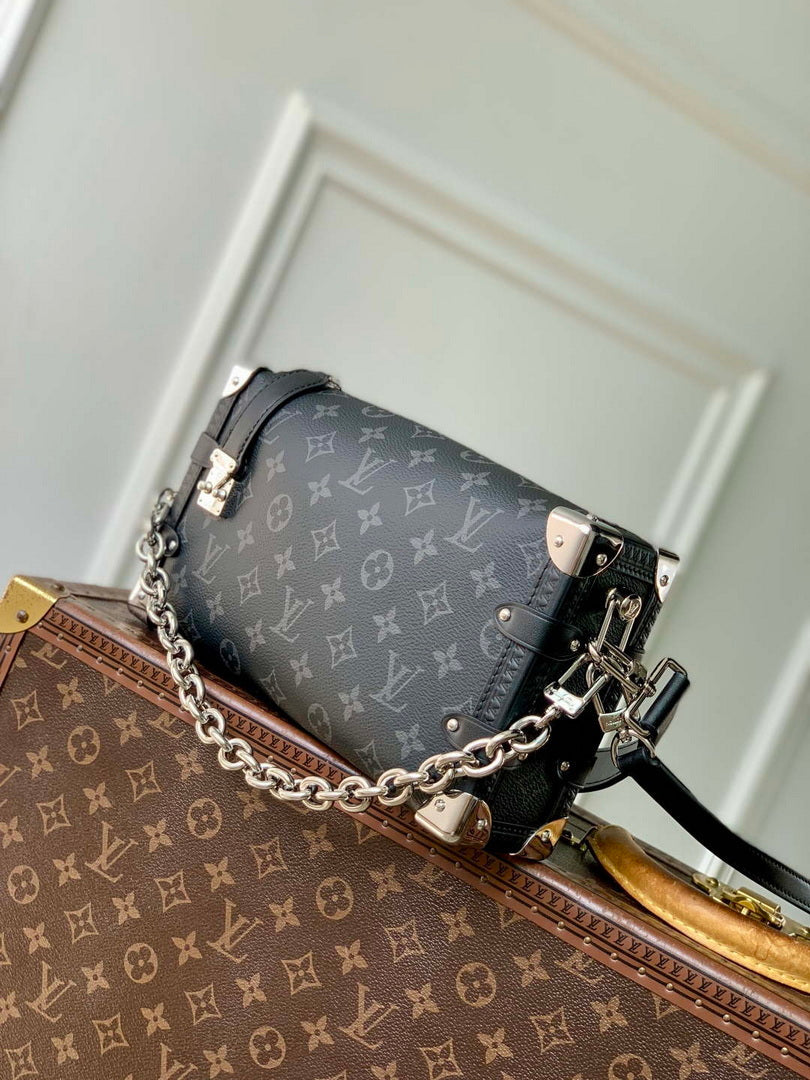 LV M26226 Louis Vuitton Side Trunk MM East West Bag Black