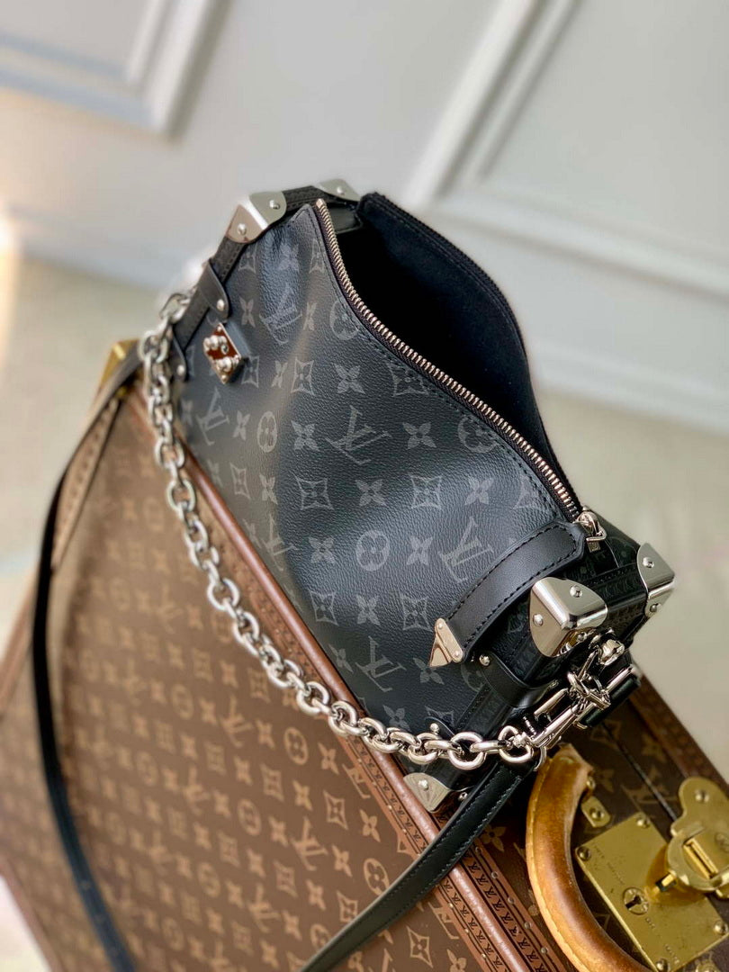 LV M26226 Louis Vuitton Side Trunk MM East West Bag Black