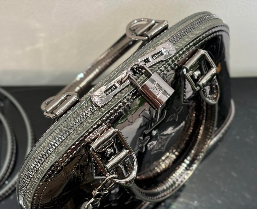 LV M26335 Louis Vuitton Alma BB Bag Silver Black