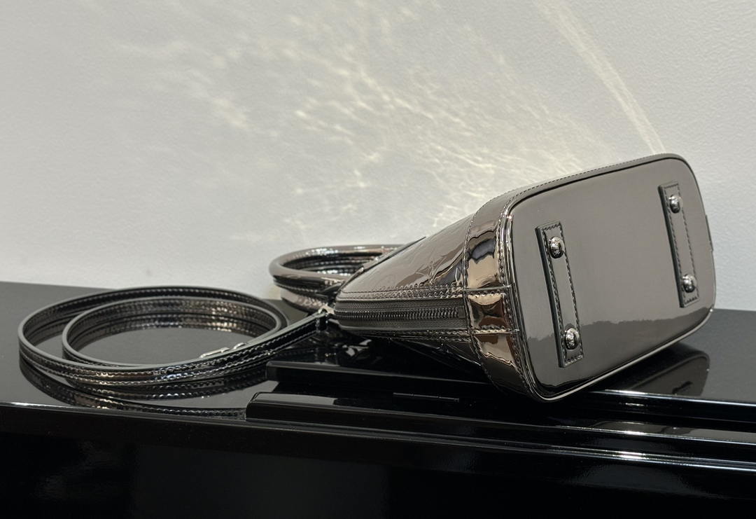 LV M26335 Louis Vuitton Alma BB Bag Silver Black