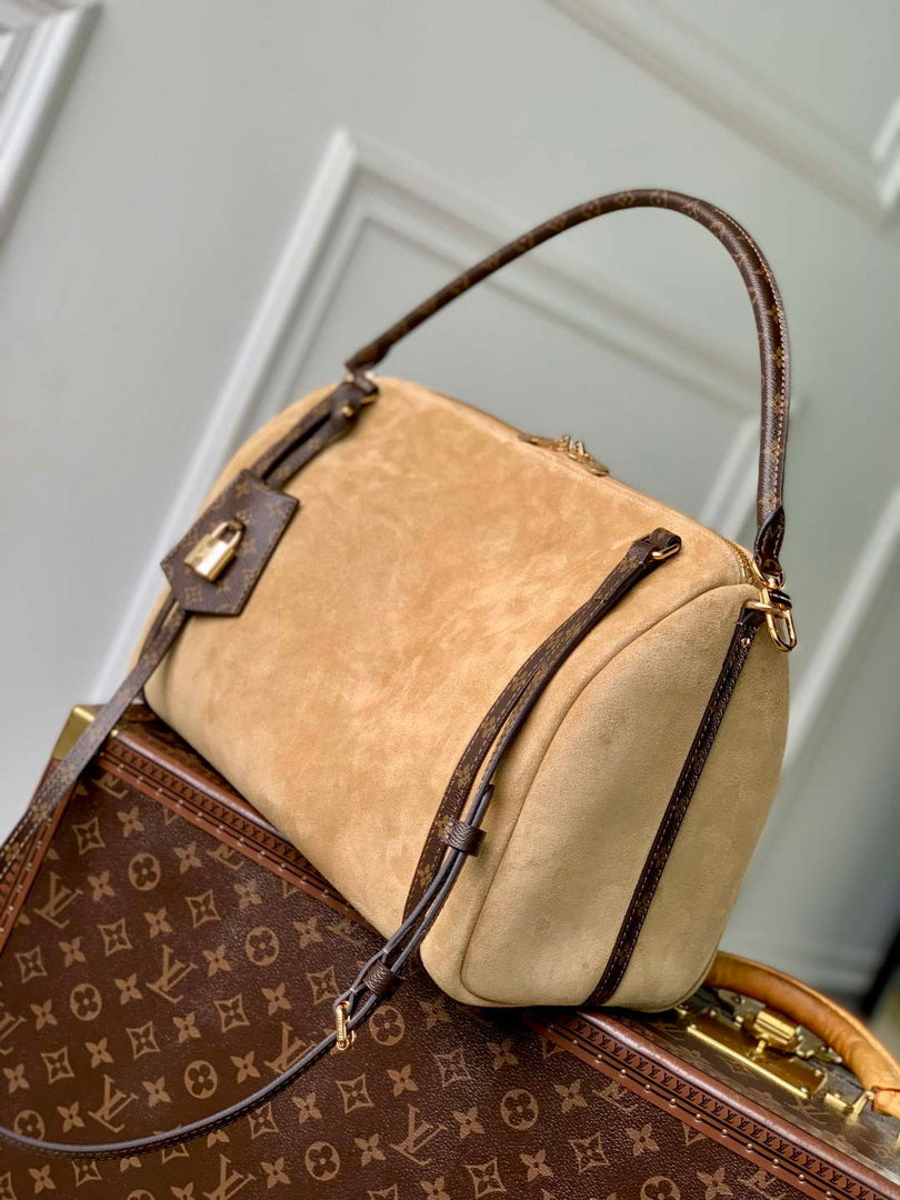 LV M26358 Louis Vuitton Express MM Bag Hazelnut Brown