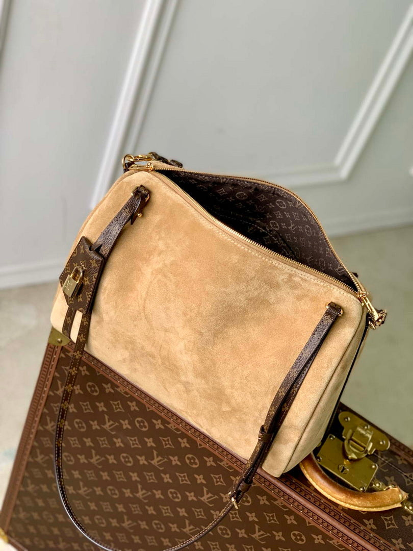 LV M26358 Louis Vuitton Express MM Bag Hazelnut Brown