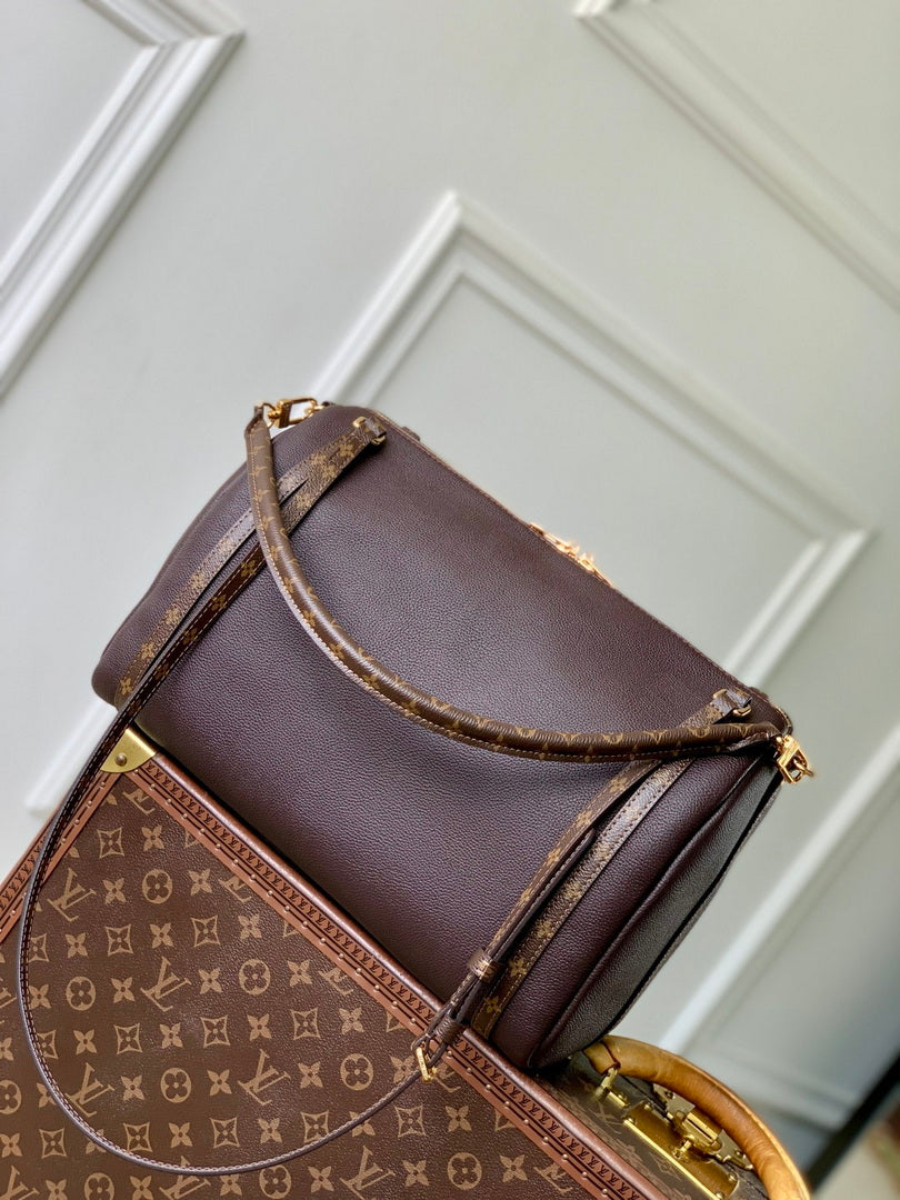 LV M26397 Louis Vuitton Express MM Bag Monogram/Acajou