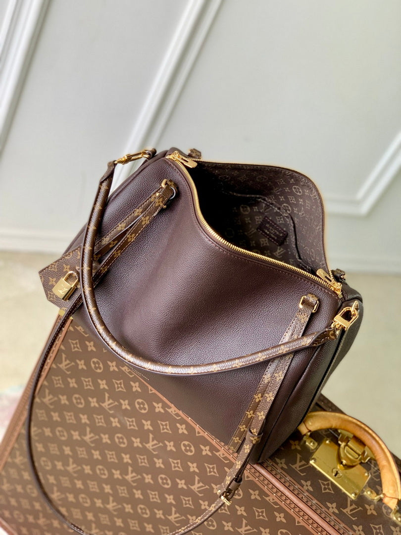 LV M26397 Louis Vuitton Express MM Bag Monogram/Acajou