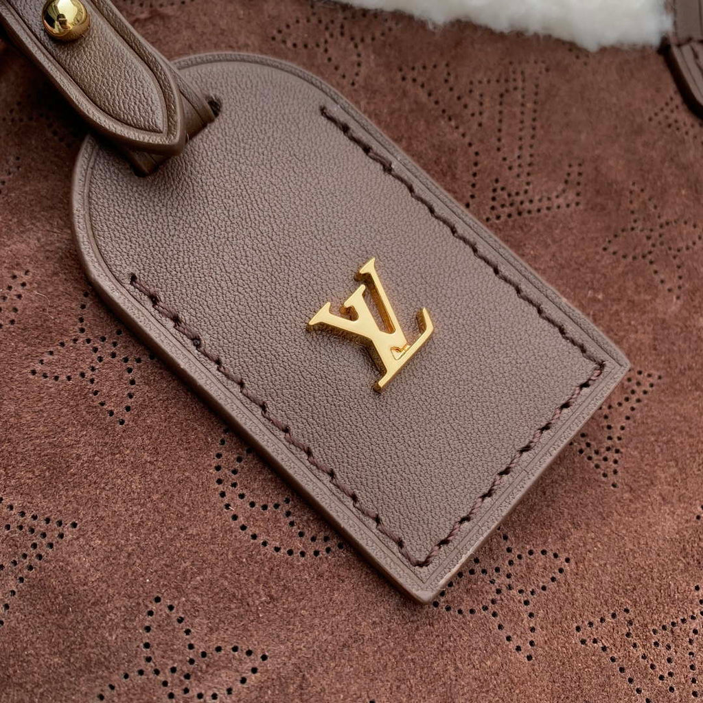 LV M26421 Louis Vuitton CarryAll PM Bag Chocolate Brown