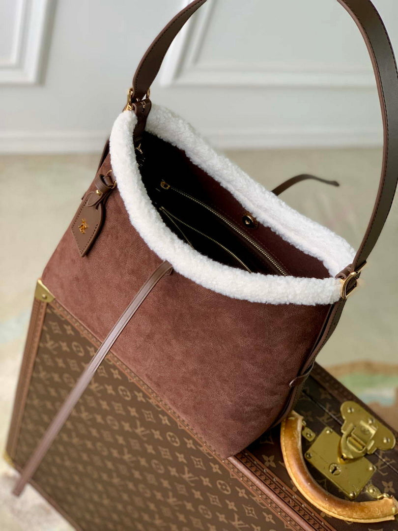 LV M26421 Louis Vuitton CarryAll PM Bag Chocolate Brown