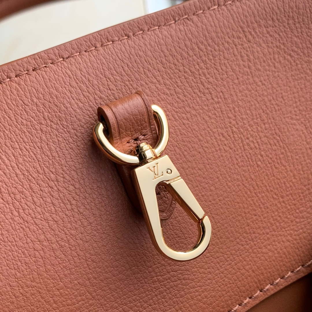 LV M26501 Louis Vuitton Vendome MM Bag Cognac Brown