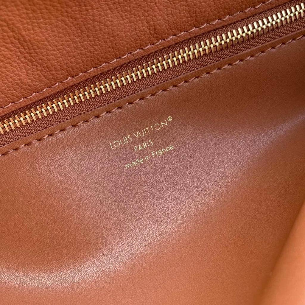 LV M26501 Louis Vuitton Vendome MM Bag Cognac Brown