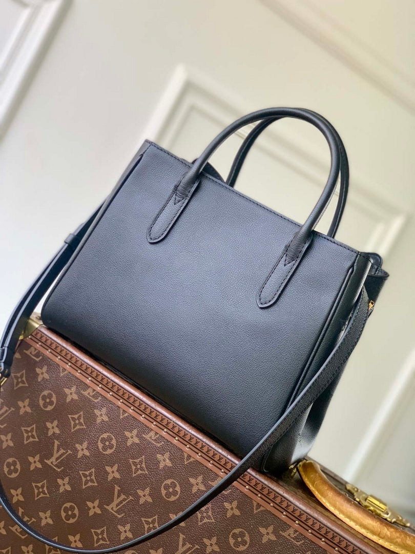 LV M26502 Louis Vuitton Vendome PM Bag Black