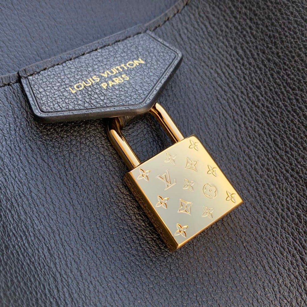 LV M26502 Louis Vuitton Vendome PM Bag Black