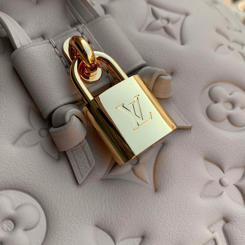 LV M26530 Louis Vuitton Coussin Bucket Bag Beige