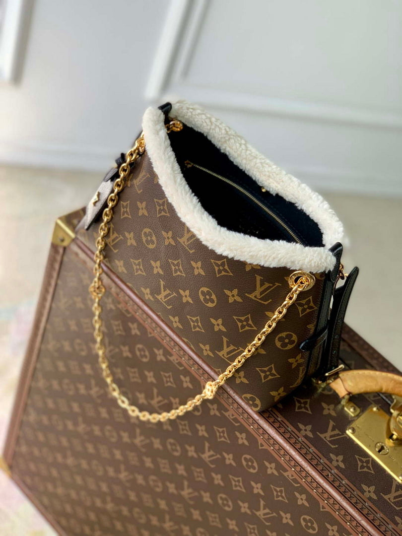 LV M26568 Louis Vuitton CarryAll BB Bag