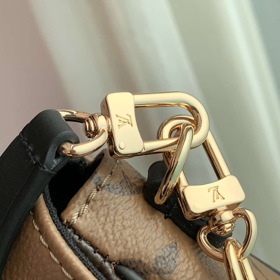 LV M26587 Louis Vuitton Wallet On Chain Ivy Bag Monogram