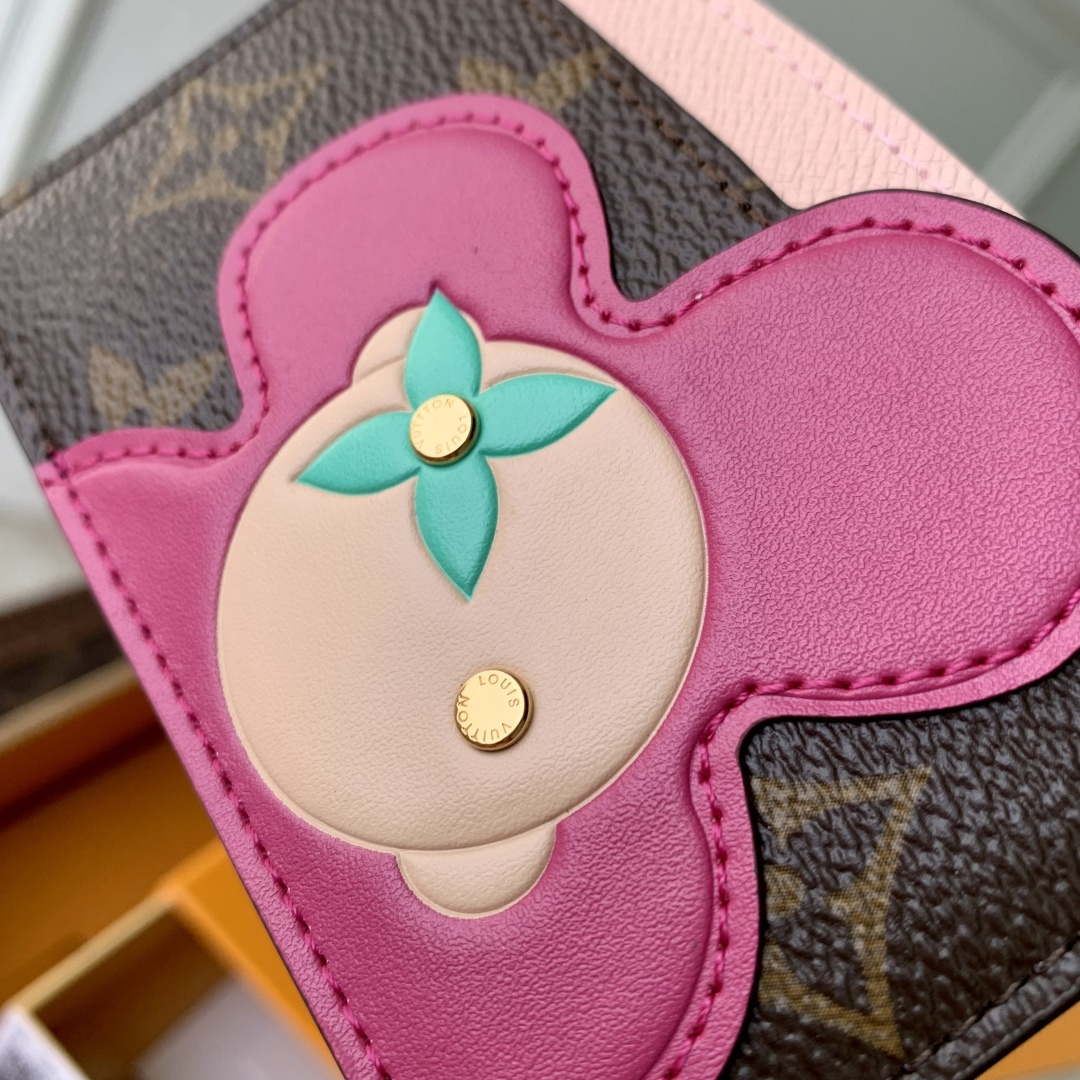 LV M26625 Louis Vuitton Card Holder