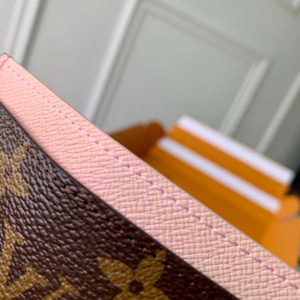 LV M26625 Louis Vuitton Card Holder