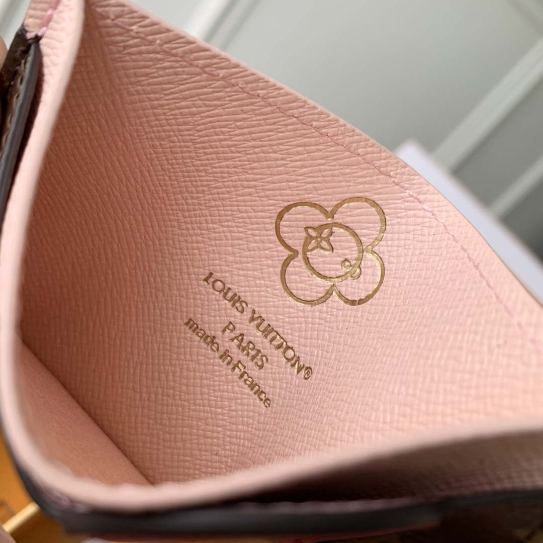LV M26625 Louis Vuitton Card Holder