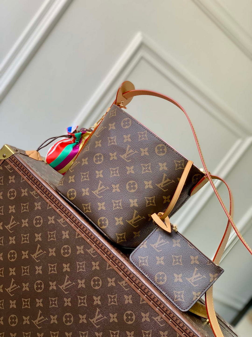 LV M26642 Louis Vuitton All in BB Bag Monogram