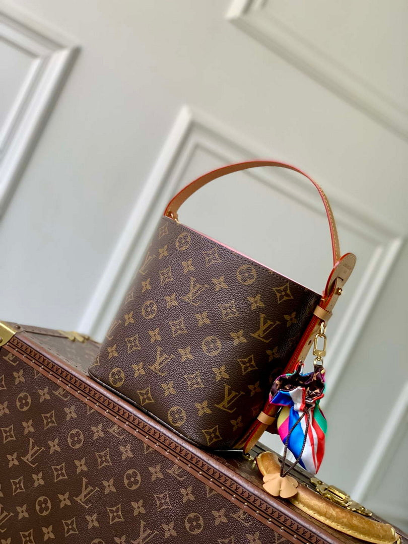 LV M26642 Louis Vuitton All in BB Bag Monogram