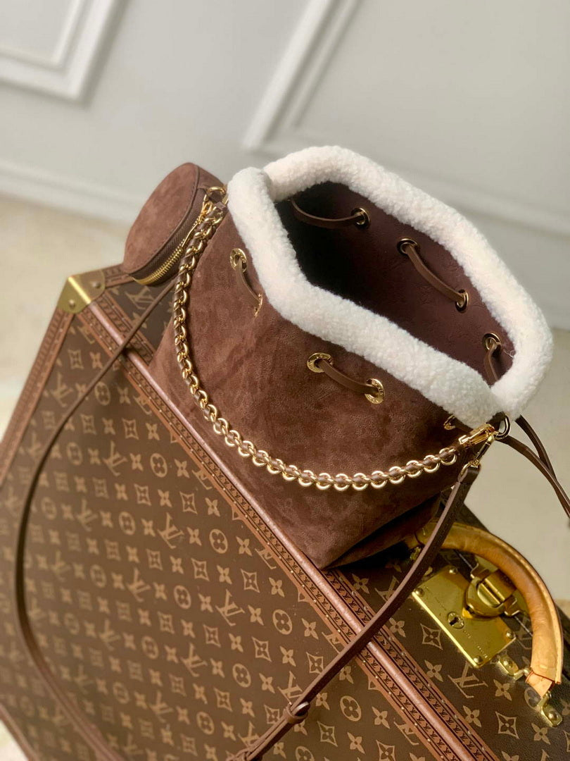 LV M26684 Louis Vuitton Bella Handbag Chocolate