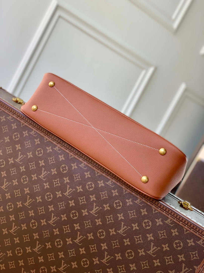 LV M26688 Louis Vuitton Low Key Duffle Tote Bag Cognac