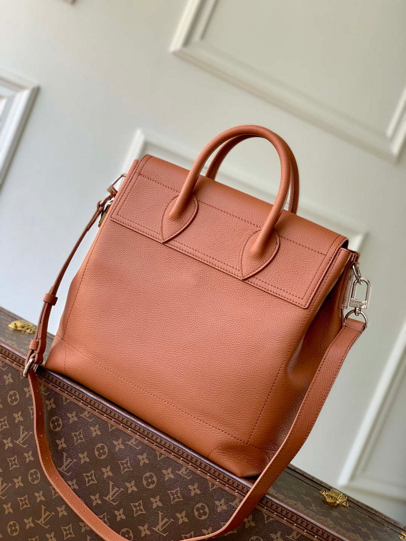 LV M26758 Louis Vuitton Steamer 30 Cross-body Bag Tan