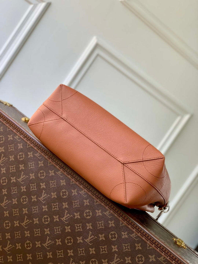 LV M26758 Louis Vuitton Steamer 30 Cross-body Bag Tan