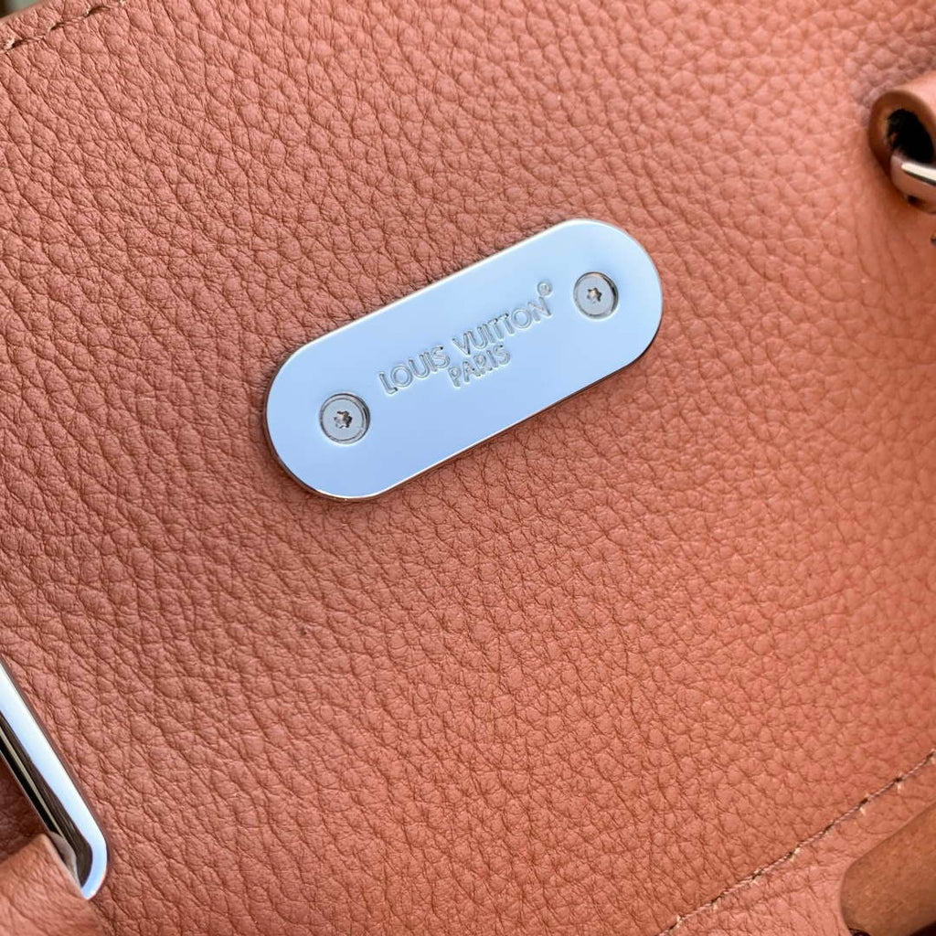LV M26758 Louis Vuitton Steamer 30 Cross-body Bag Tan