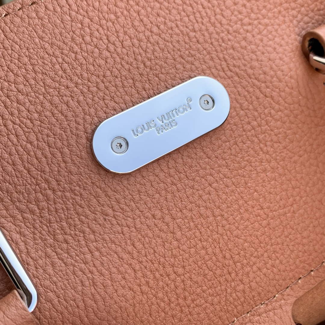 LV M26758 Louis Vuitton Steamer 30 Cross-body Bag Tan