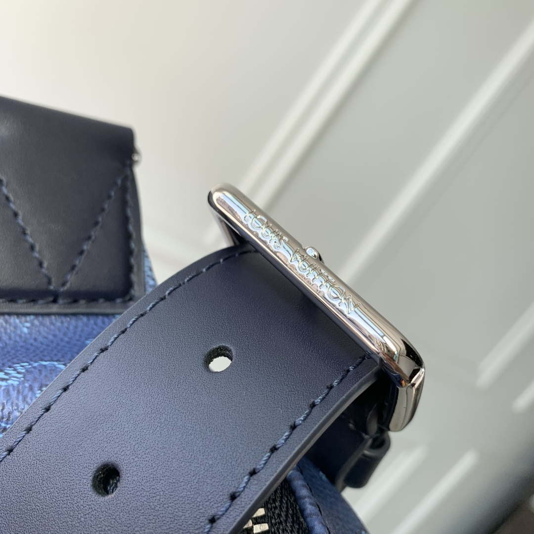 LV M26821 Louis Vuitton Rush Bumbag Ocean