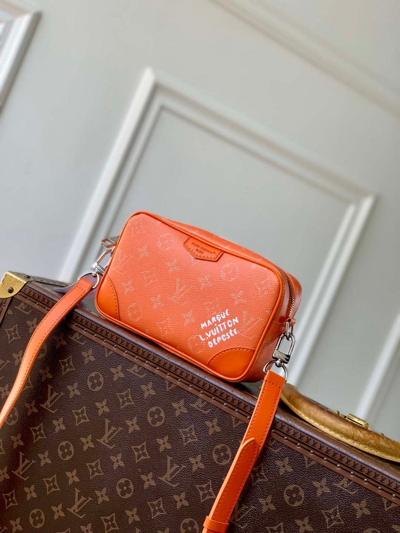 LV M26825 Louis Vuitton Trocad¨¦ro Wearable Wallet Caramel