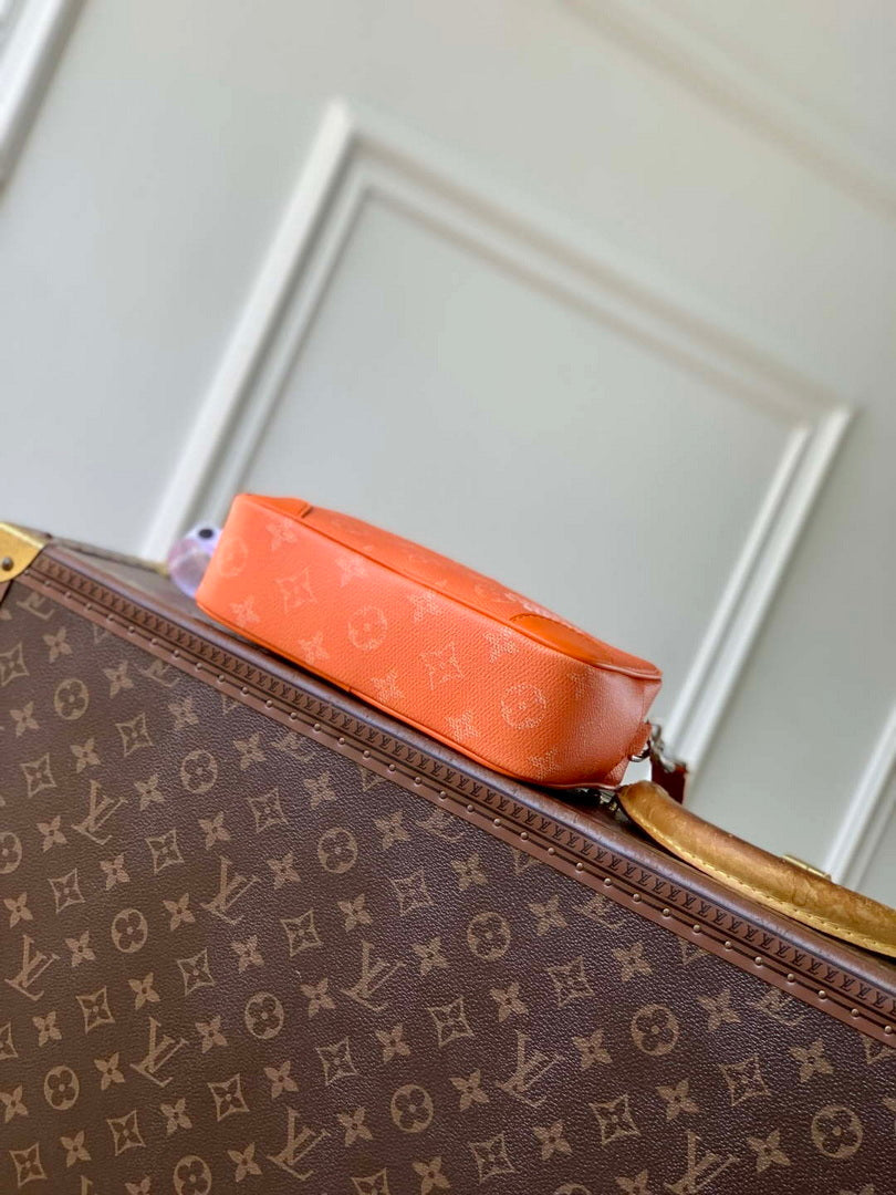 LV M26825 Louis Vuitton Trocad¨¦ro Wearable Wallet Caramel