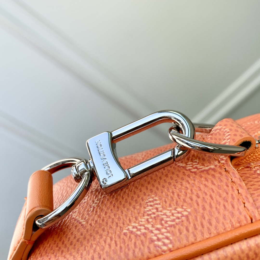 LV M26825 Louis Vuitton Trocad¨¦ro Wearable Wallet Caramel