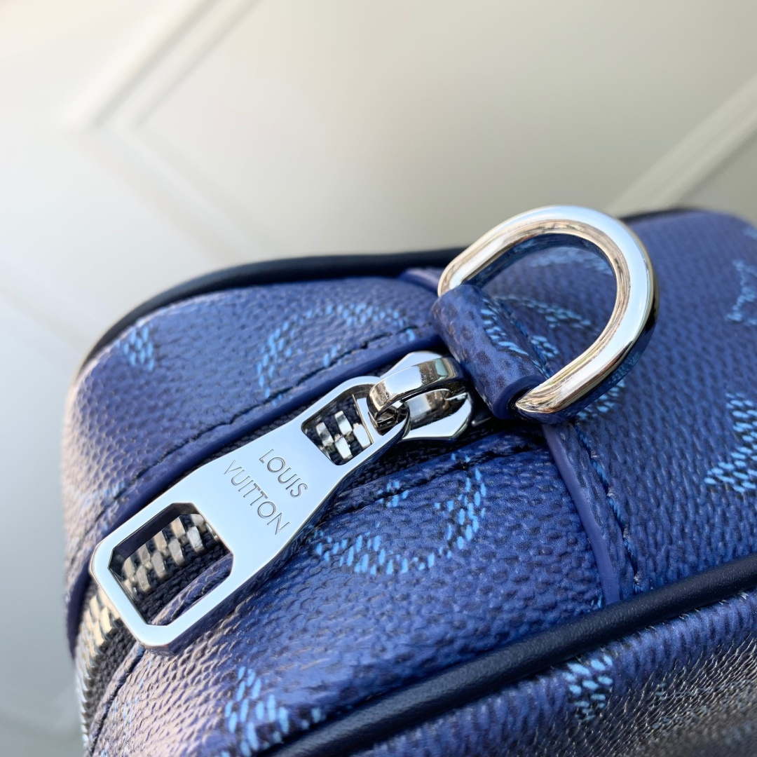 LV M26826 Louis Vuitton Trocad¨¦ro Wearable Wallet Ocean