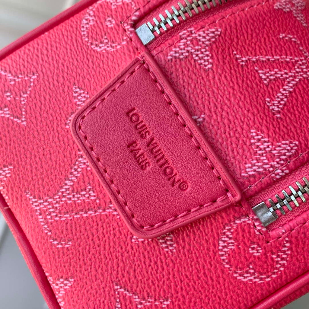 LV M26870 Louis Vuitton Mini Dopp Kit Bag Rose Pondichery Pink