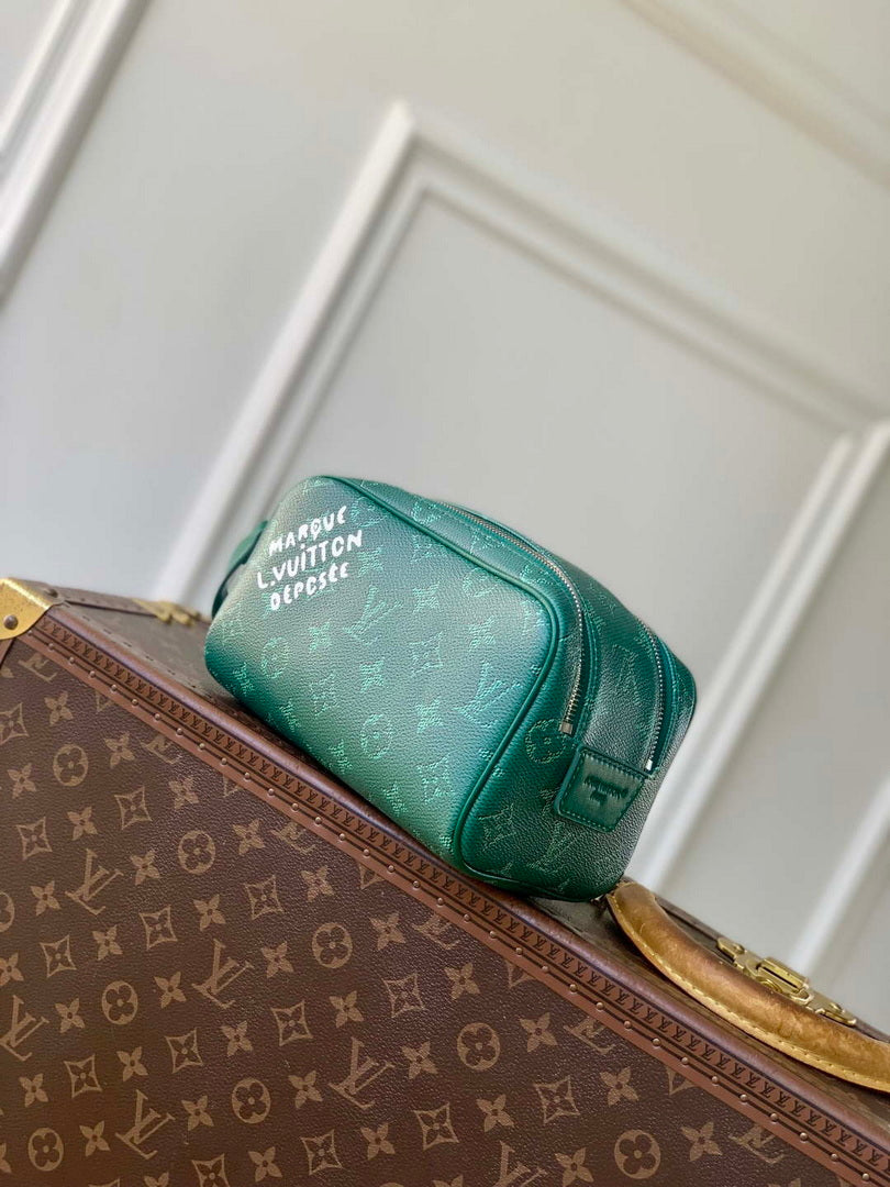 LV M26871 Louis Vuitton Mini Dopp Kit Bag Epicea Green