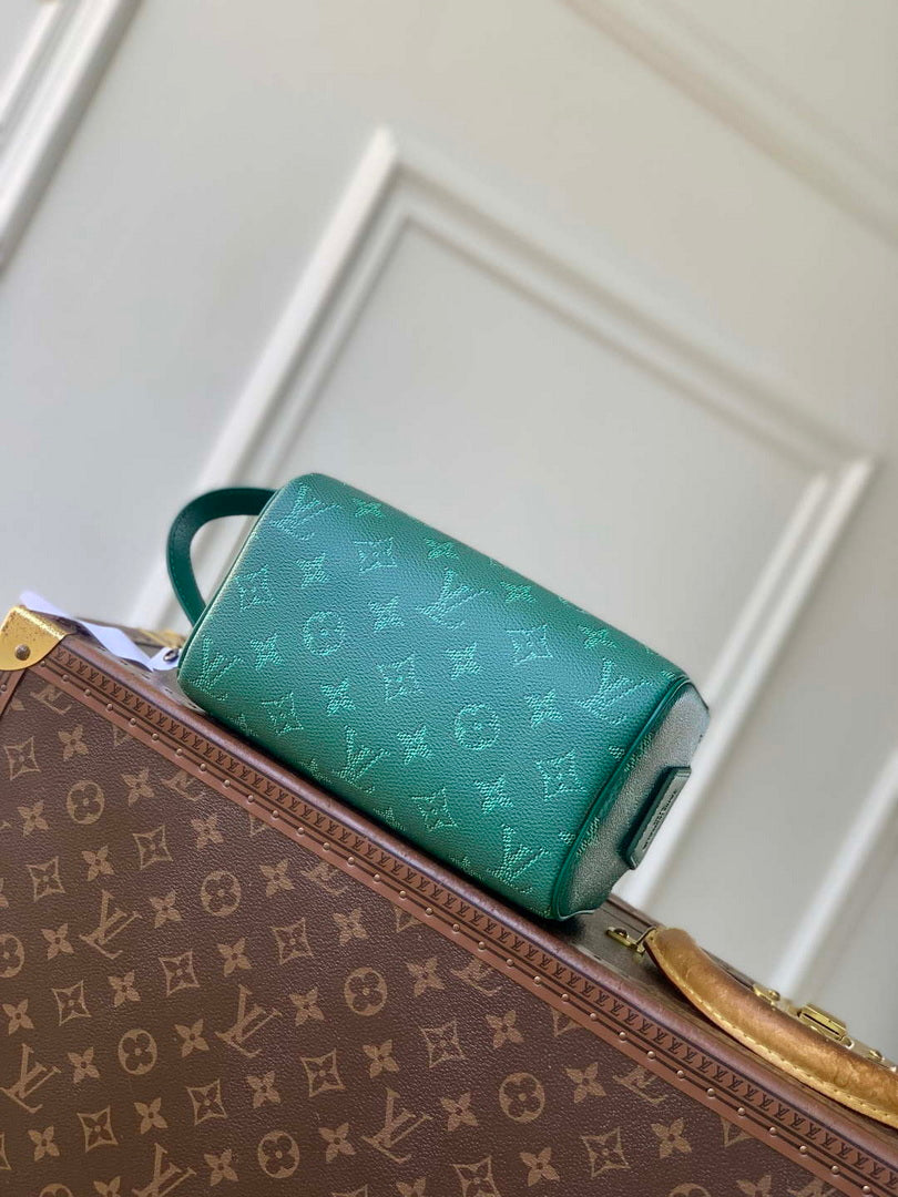 LV M26871 Louis Vuitton Mini Dopp Kit Bag Epicea Green