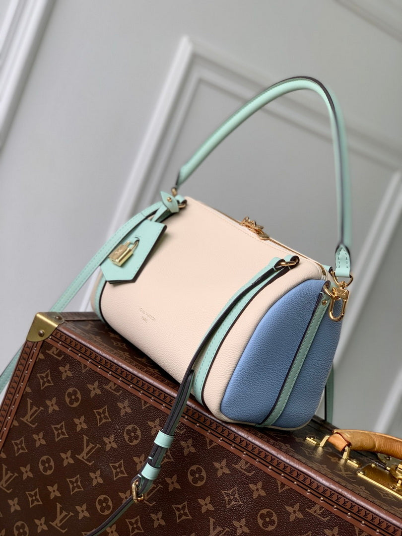 LV M26905 Louis Vuitton Express PM Handbag Ivory/Olympian Blue