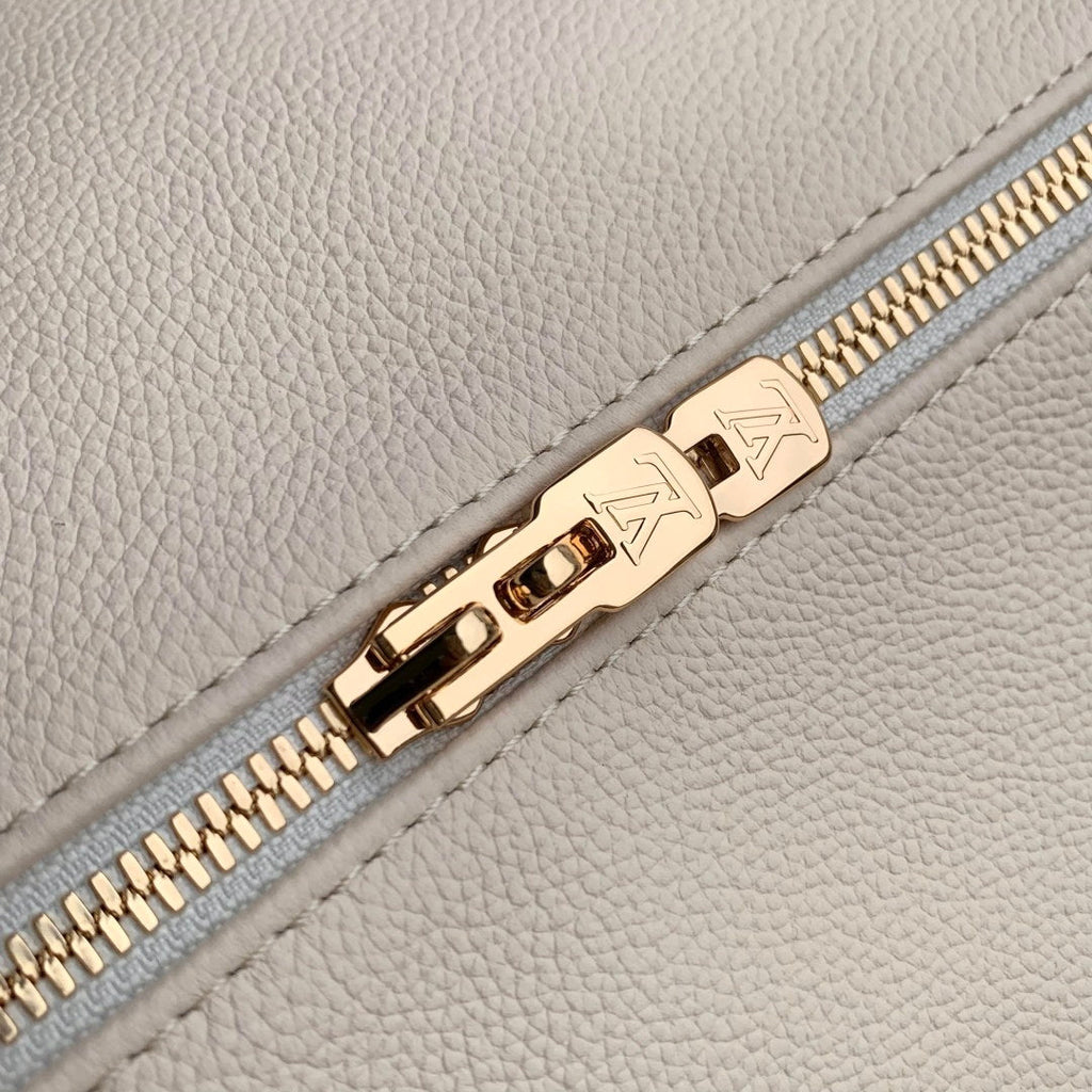 LV M26905 Louis Vuitton Express PM Handbag Ivory/Olympian Blue