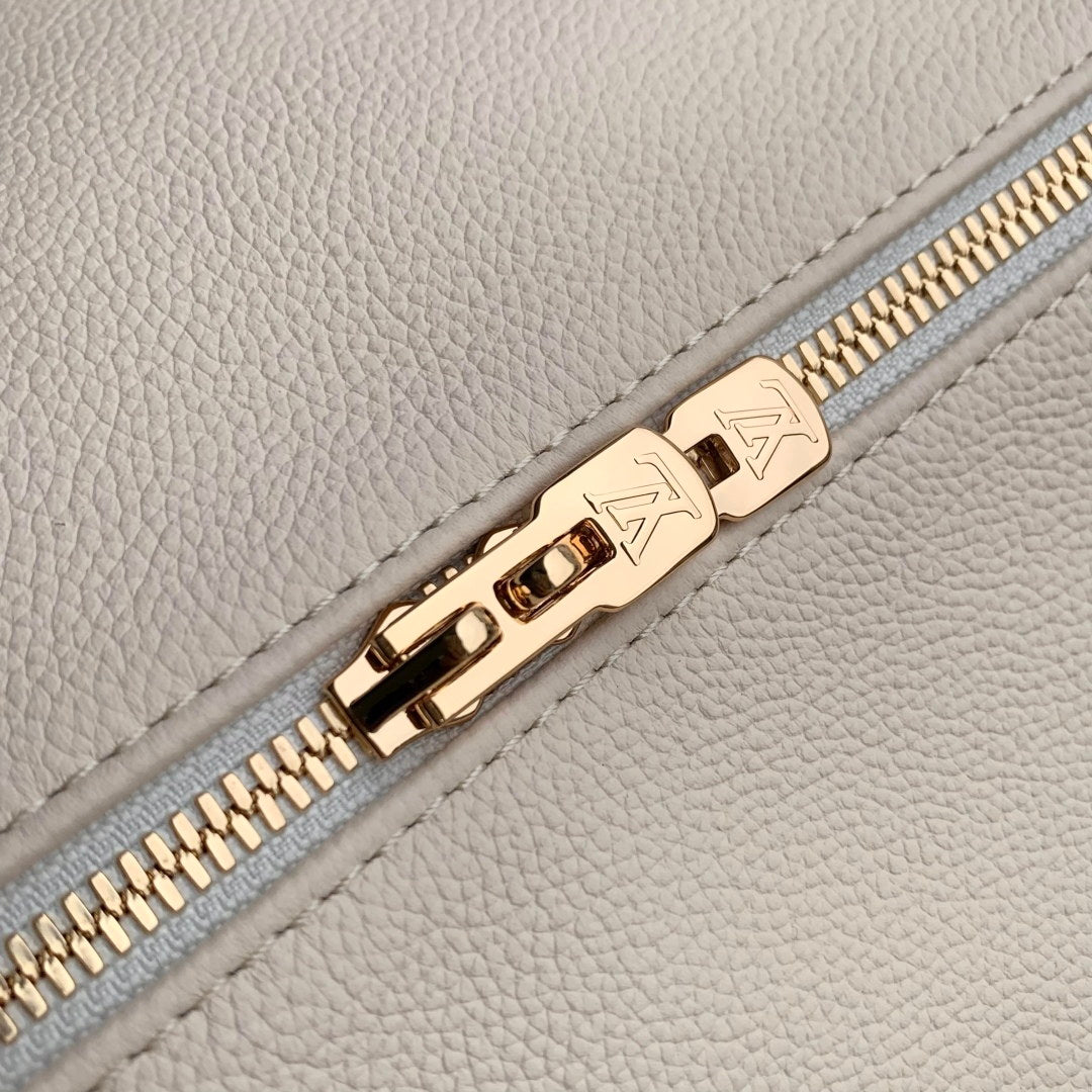 LV M26905 Louis Vuitton Express PM Handbag Ivory/Olympian Blue