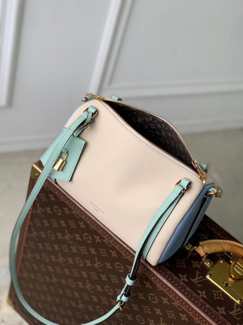 LV M26905 Louis Vuitton Express PM Handbag Ivory/Olympian Blue