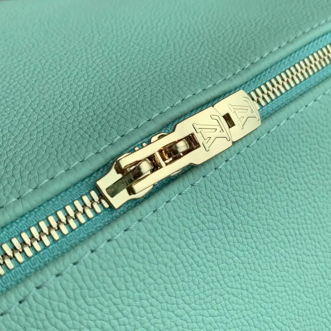 LV M26905 Louis Vuitton Express PM Handbag Light Green