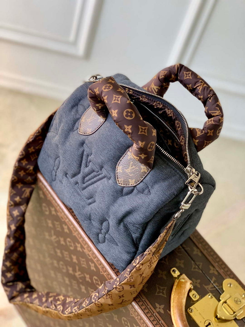 LV M26956 Louis Vuitton Speedy Bandouliere 25 Bag Black Jeans