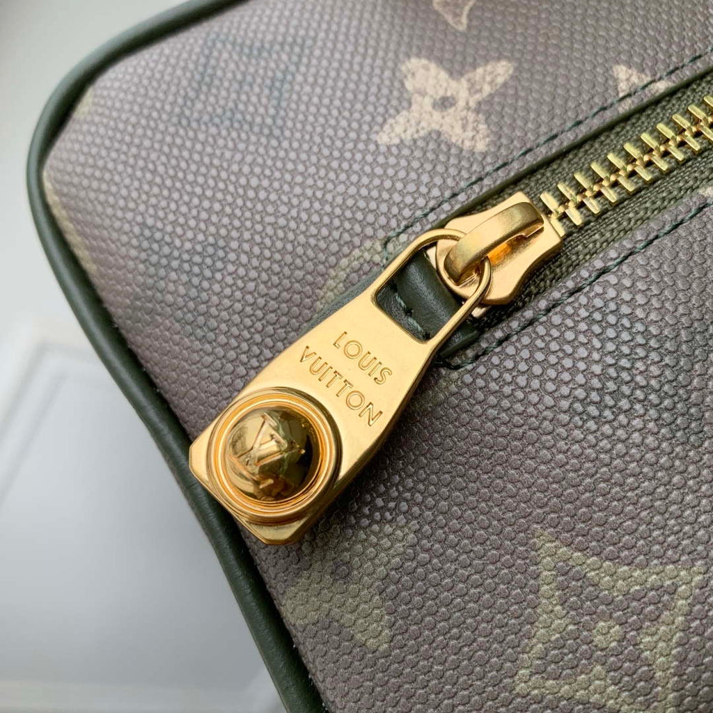 LV M26963 Louis Vuitton Dopp Kit Bag Khaki